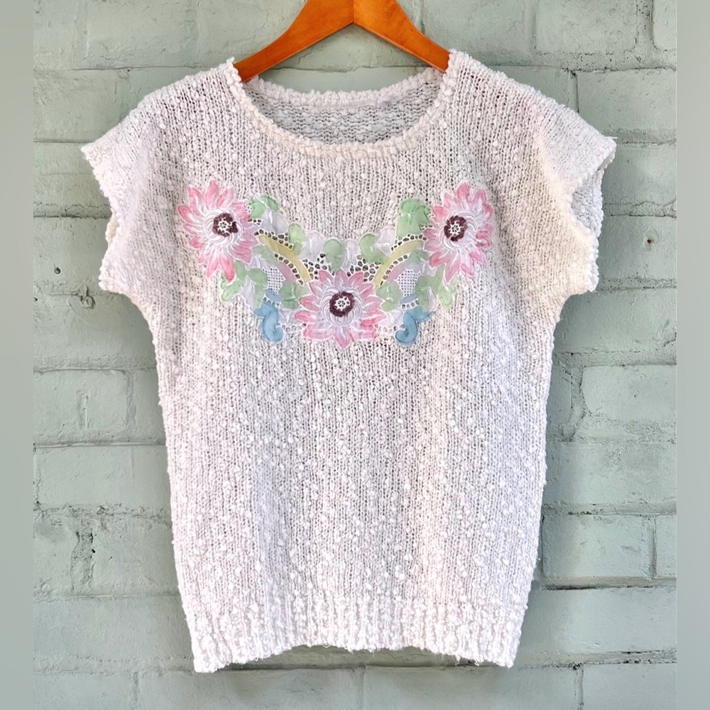 Vintage Floral Embroidered Short Sleeve Sweater
